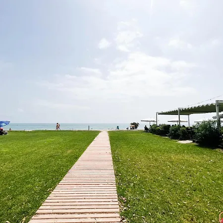 Apartment Modern In Front Of The Mediterranean